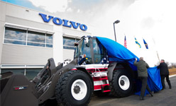 VOLVO豸